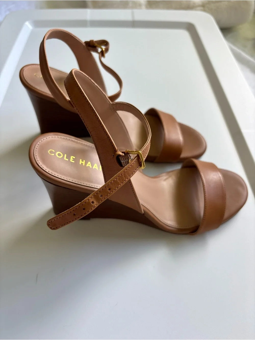 Cole Haan Strappy Tan Wedge Sandals Size 8 B - Picture 3 of 4